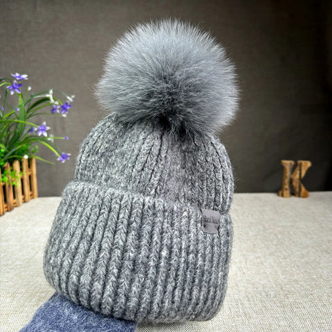 NORDIK Pom Beanie NORDIK Pom Beanie