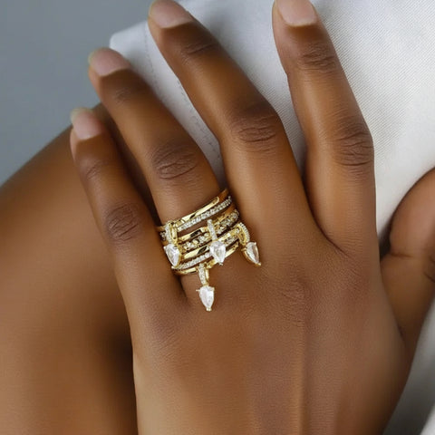 THE FLIRT Drop Stack Ring Set