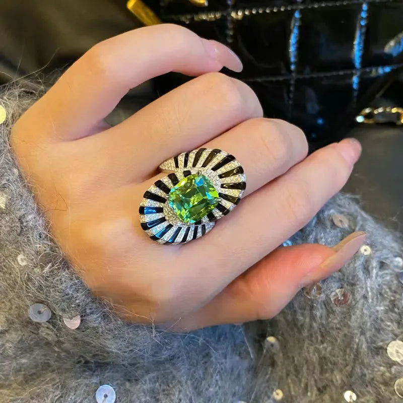 VERDURE Crystal Cocktail Ring