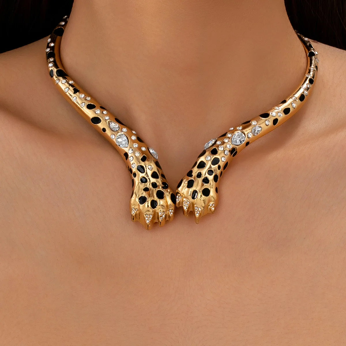 PROWL Collar Necklace