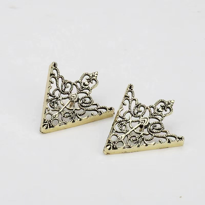 DALLAS Triangle Collar Pins – Metalwork Statement Brooches