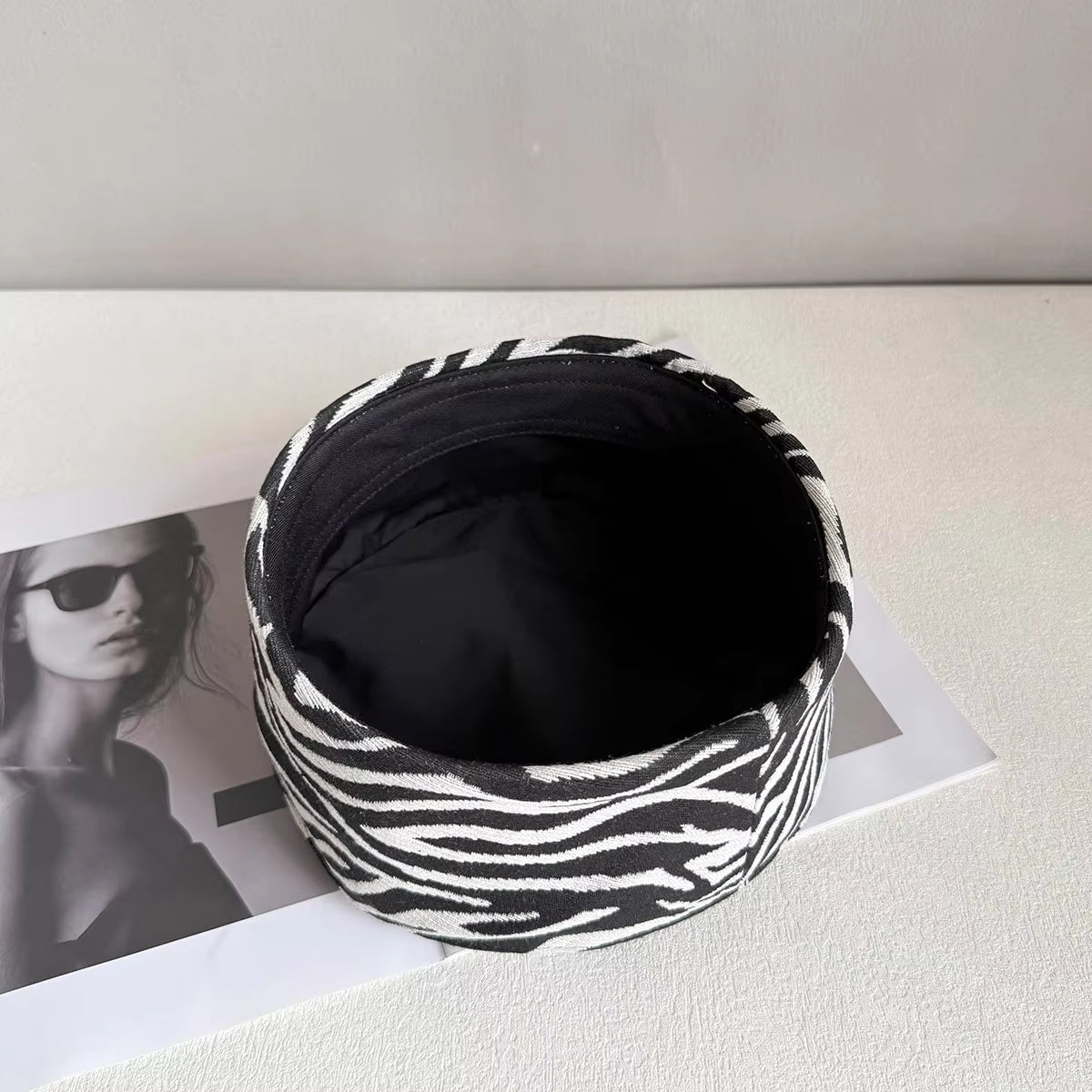 ZÈBRE Pillbox Hat