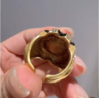 EMERALD EMPRESS Ring