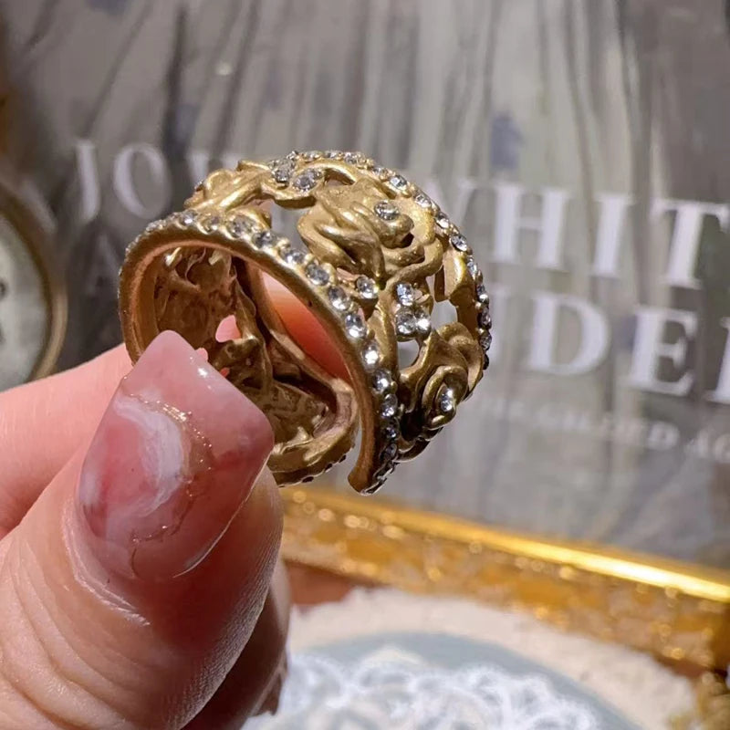 CAMELIA Cocktail Ring