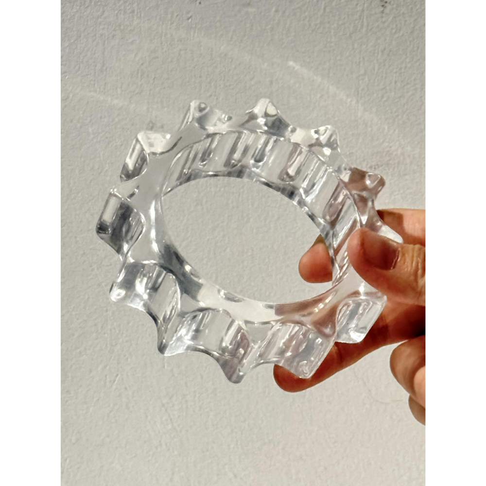 AURA STACK – Sculptural Resin Bangle Image secondaire du produit