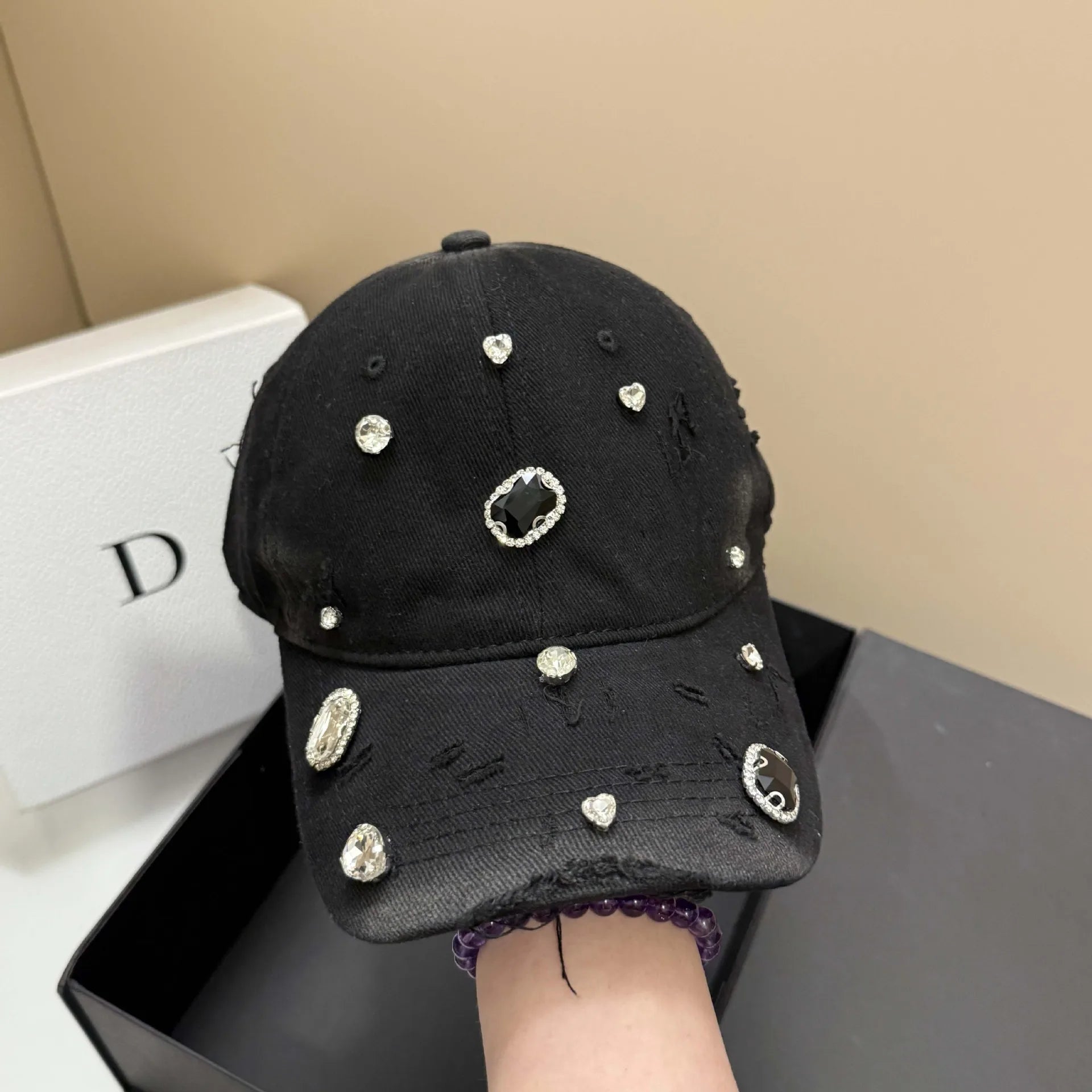 DIAMANTÉ Baseball Cap Image secondaire du produit