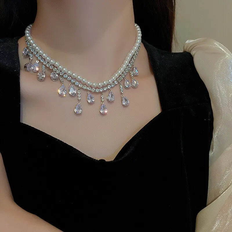CASCADE Pearl Crystal Necklace Image principale du produit