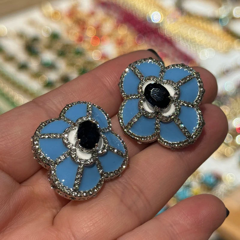 CLOVER Stud Earrings
