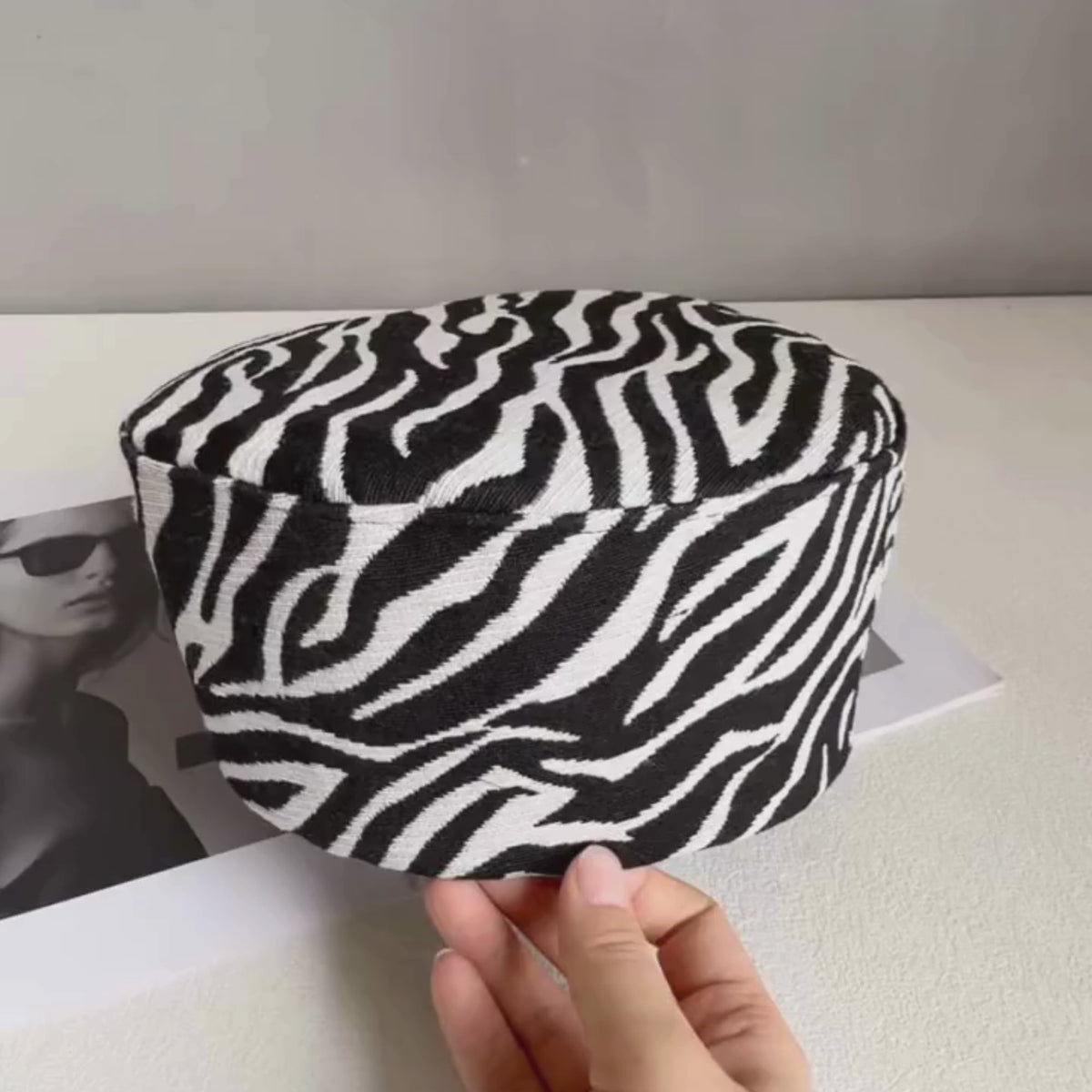 ZÈBRE Pillbox Hat