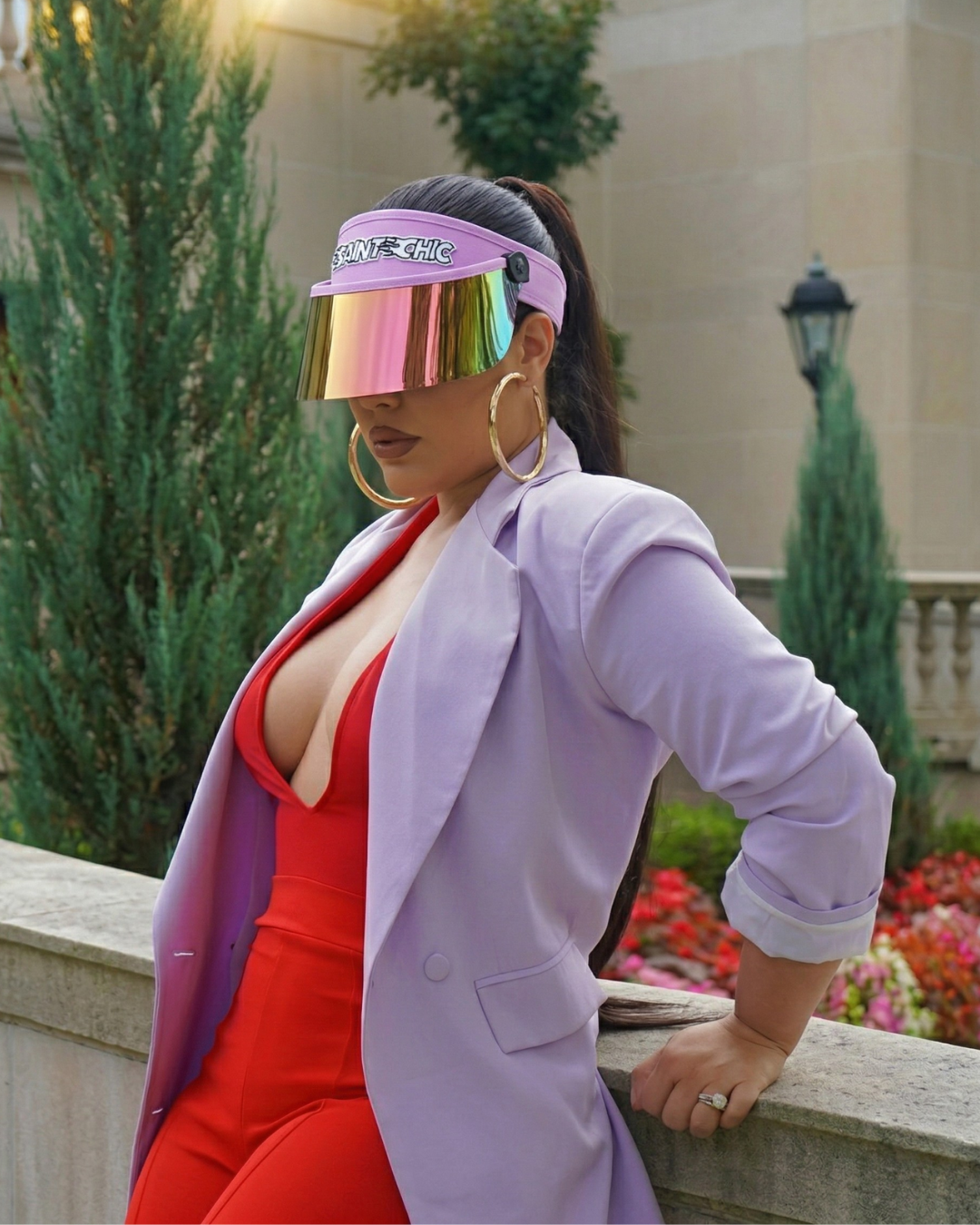 Purple Flame Paparazzi Visor™ 2.0-Hats-SAINT CHIC Imagen principal del producto