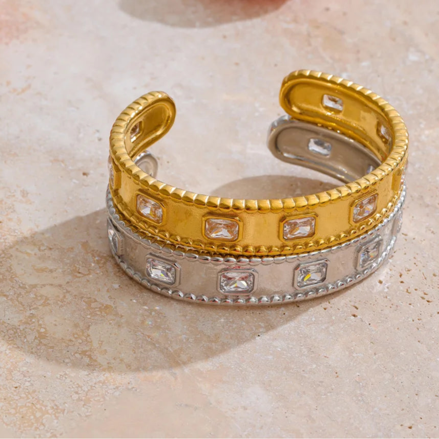 REGALIA Bracelet Cuff-Bracelet-SAINT CHIC Image principale du produit