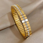 SAINT CHIC Bracelet Gold Diamond VETTE Stack Bracelets