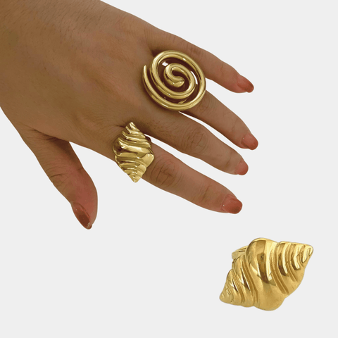 SAINT CHIC Rings 7 / Conch Croissant SANDY Rings