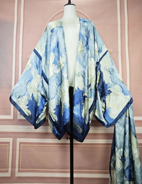 SAINT CHIC Robes Blue Flower MAJESTY Kimono