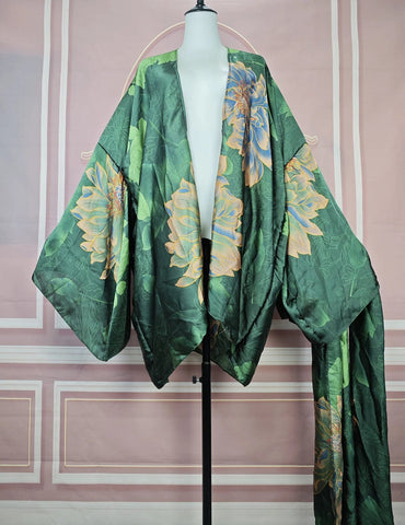 SAINT CHIC Robes MAJESTY Kimono