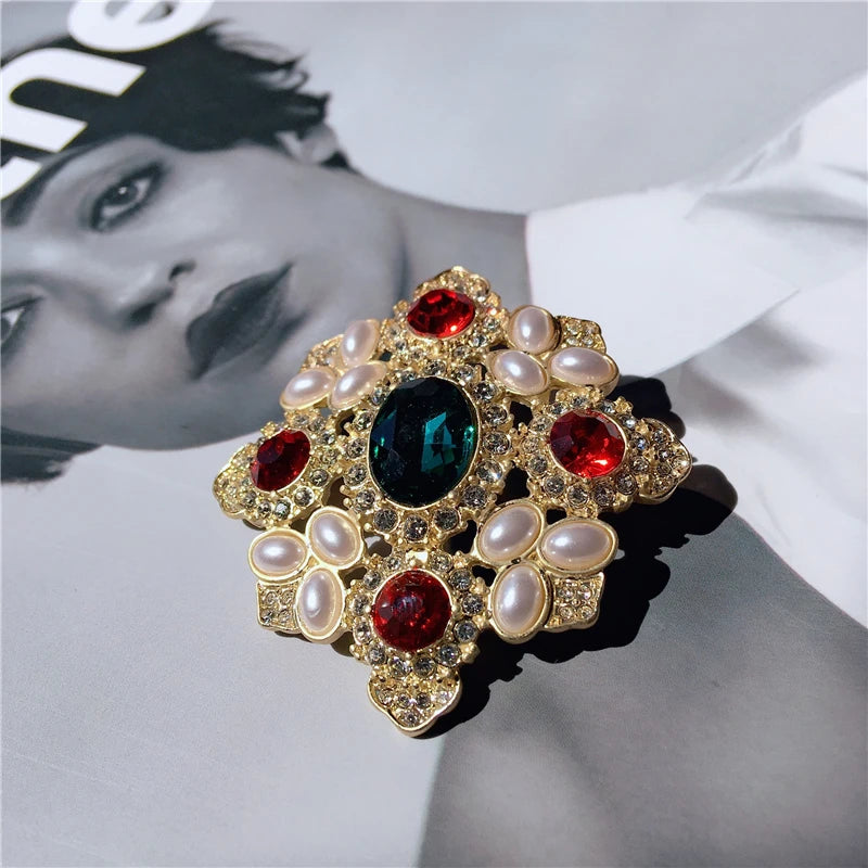 REGALIA Gemstone Brooch