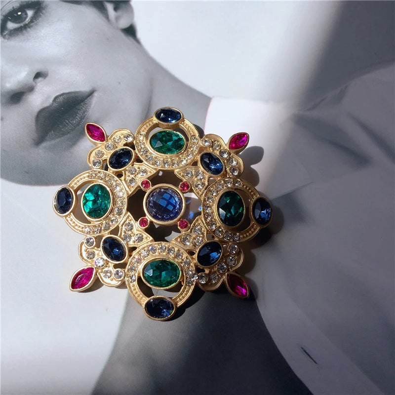REGALIA Gemstone Brooch