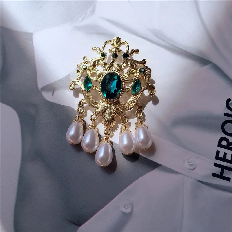 REGALIA Gemstone Brooch