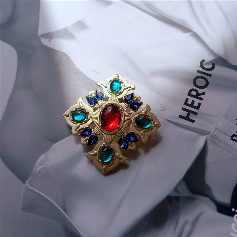 REGALIA Gemstone Brooch