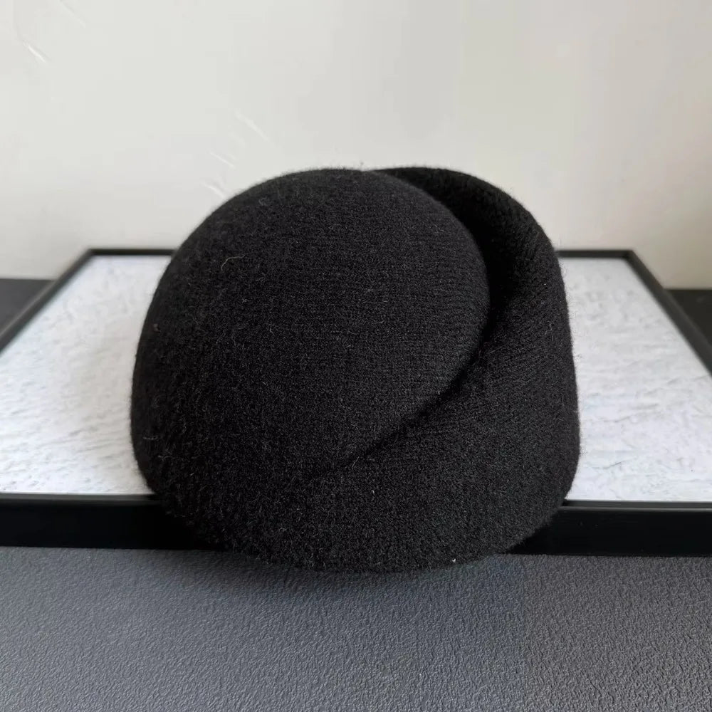 CLEO Beret