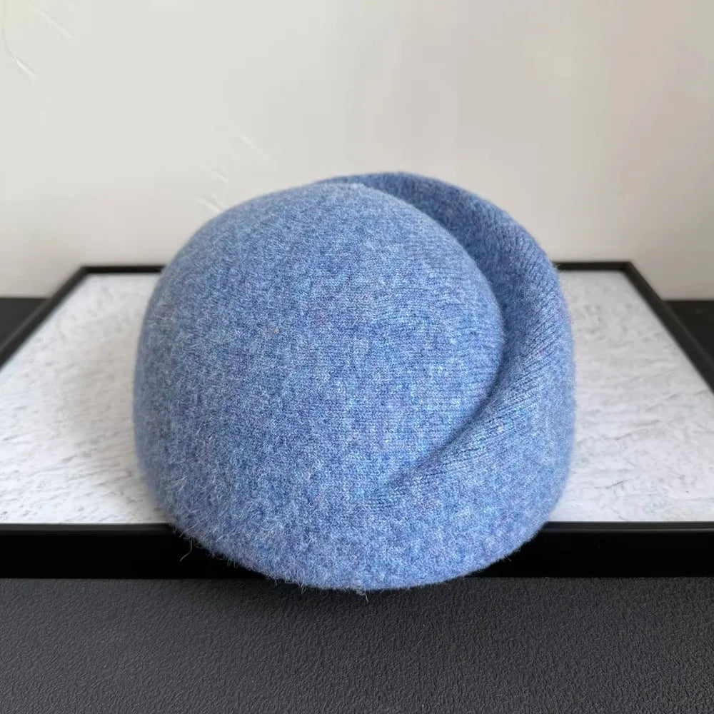 CLEO Beret