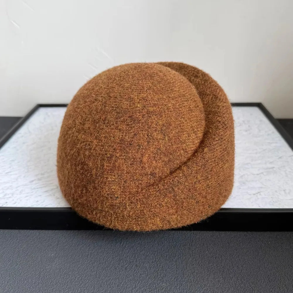 CLEO Beret