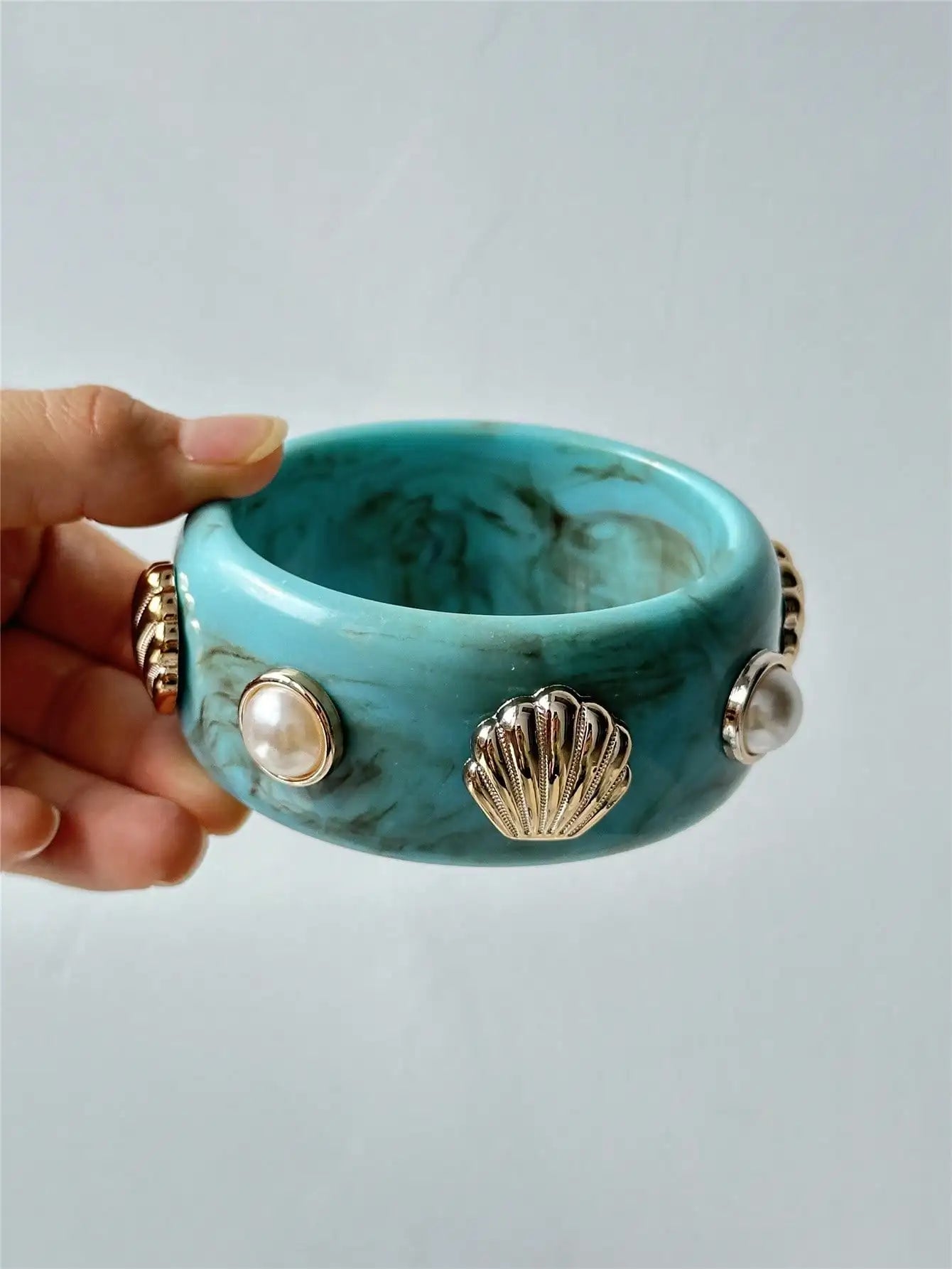 LAGUNA Resin Bangle Imagen principal del producto