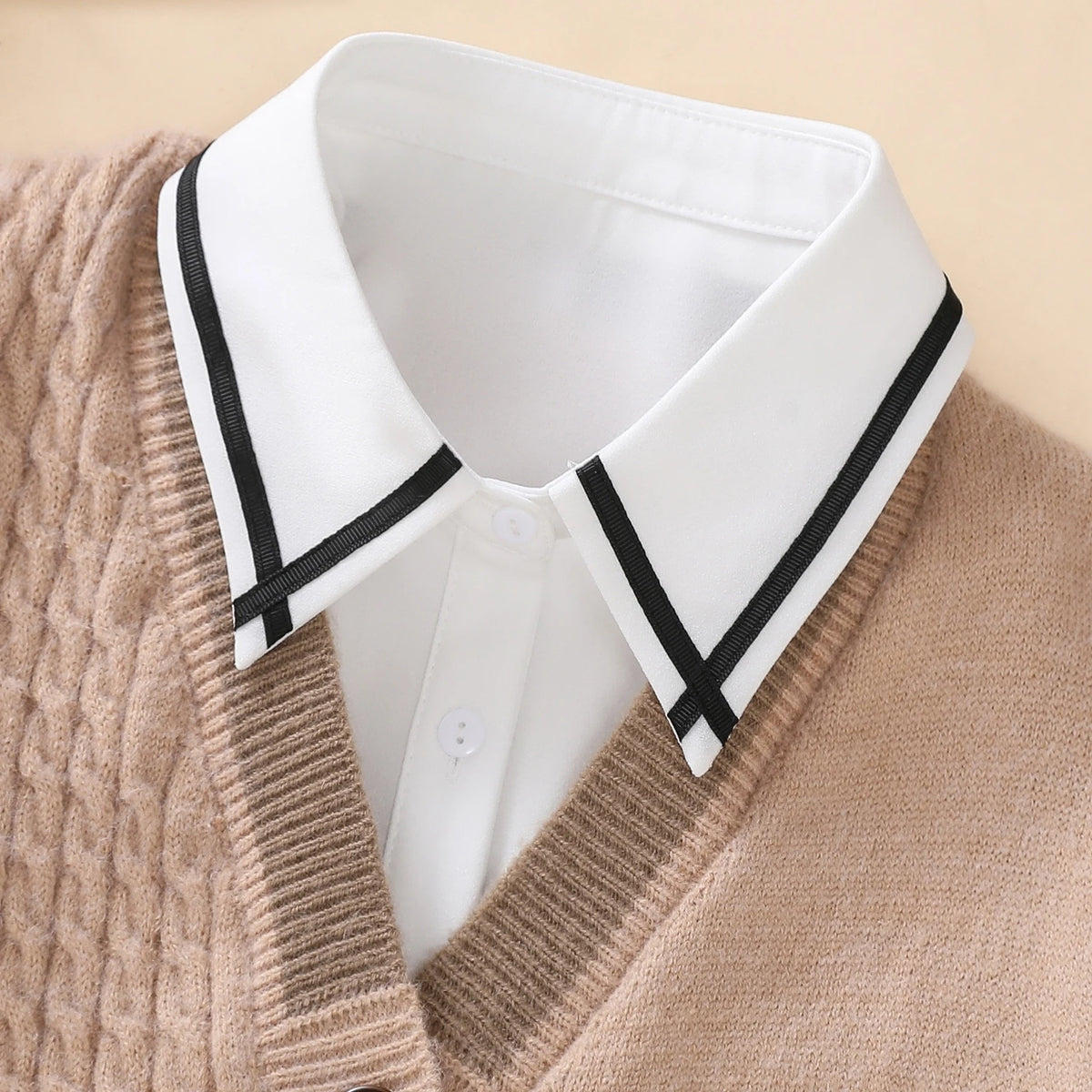 QUAINTE Dickie Collar