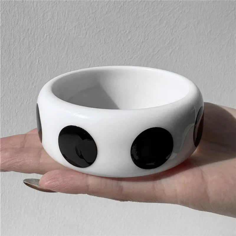 GRAPHIC Wide Bangle Imagen secundaria del producto