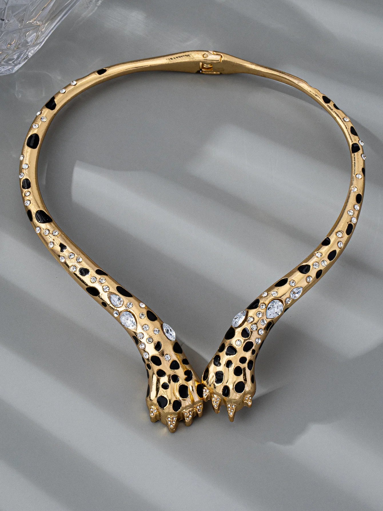 PROWL Collar Necklace