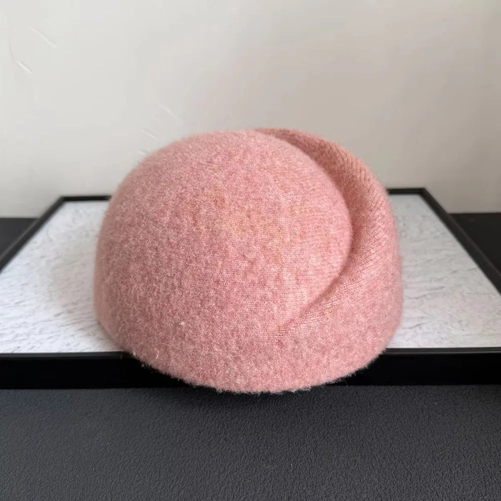 CLEO Beret