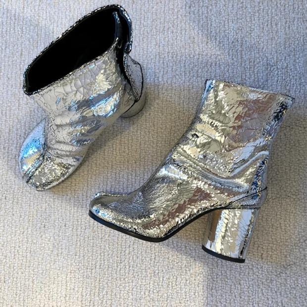 SAINT CHIC shoes FOILED Tabi Boots